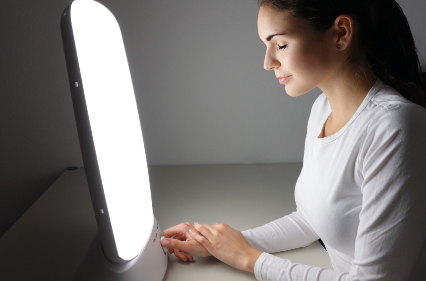 Using Light Box Light Box Therapy and It's 4 Health Benefits